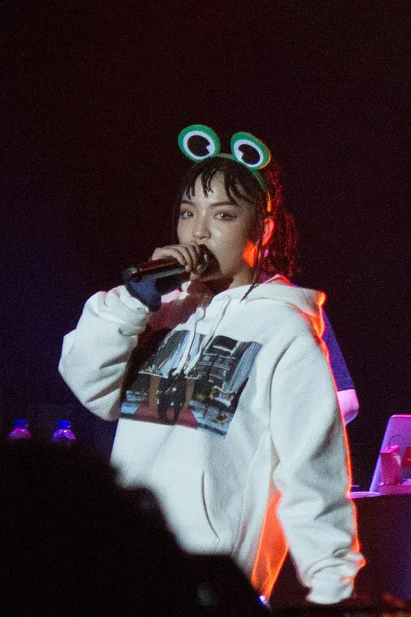 VaVa, C-Rap artist from Xichang